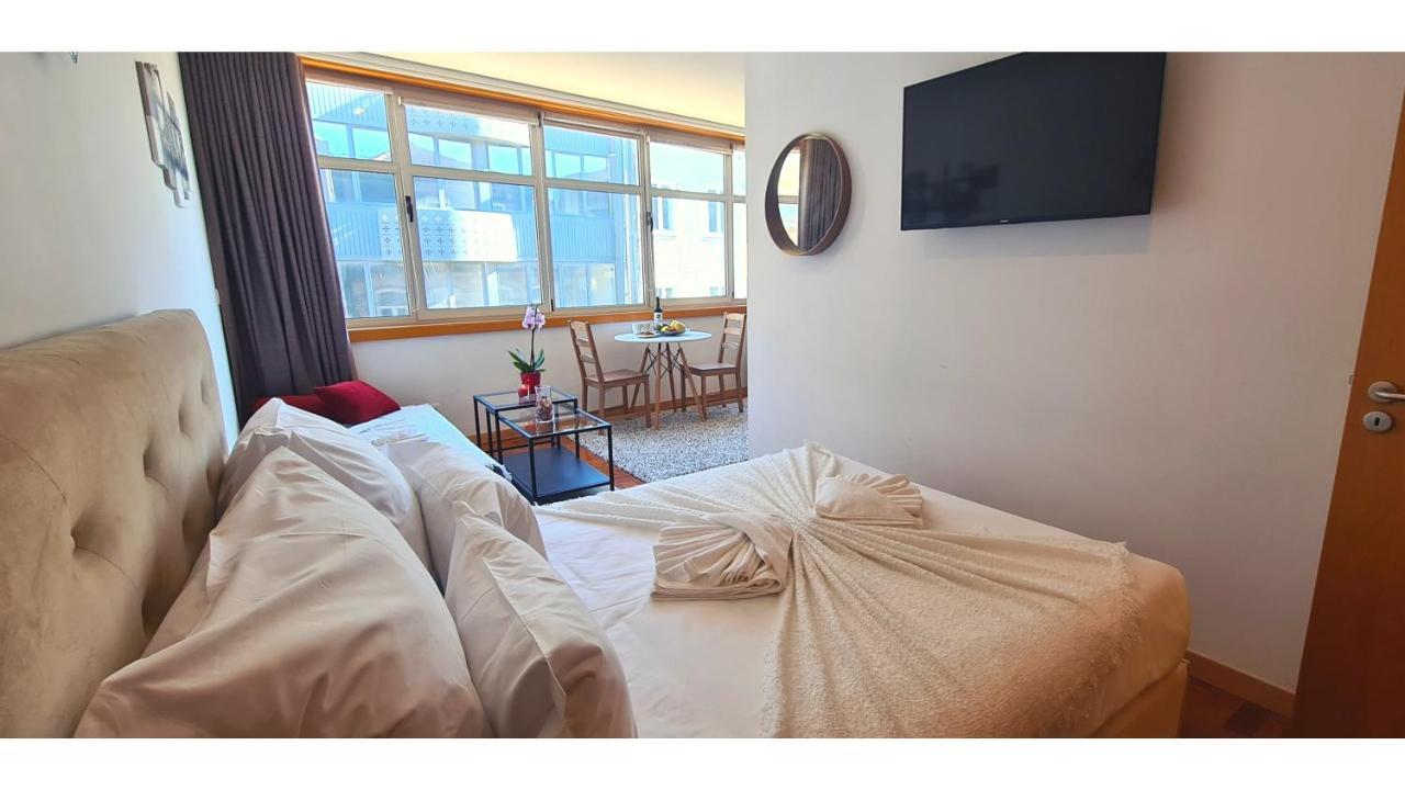 Rentalist Apartaments- Santa Catarina Porto Eksteriør billede