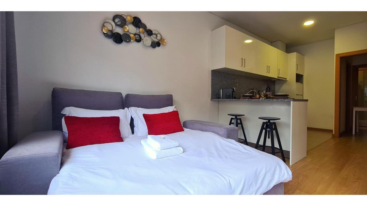 Rentalist Apartaments- Santa Catarina Porto Eksteriør billede