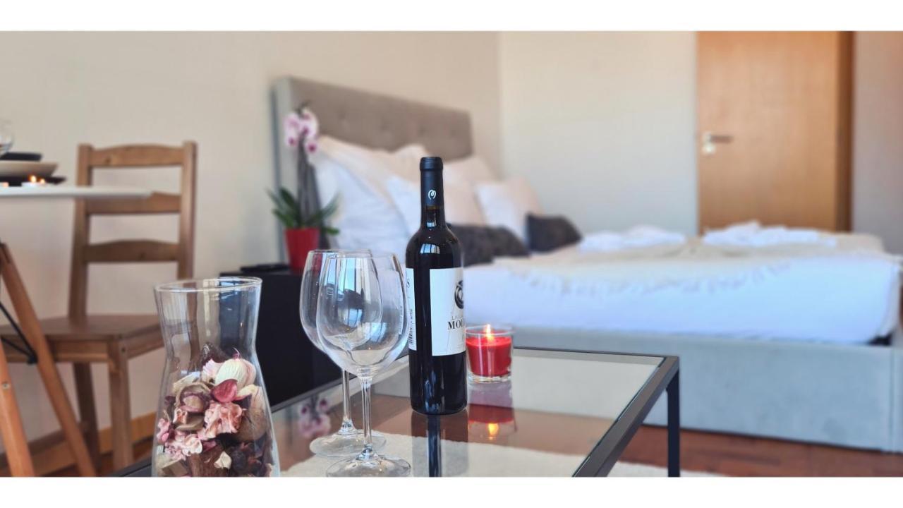 Rentalist Apartaments- Santa Catarina Porto Eksteriør billede